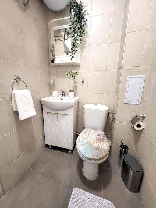 Modern & Bright 1Bd Apartment Near Main Square Plovdiv Exterior photo